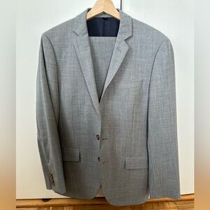 LIKE NEW JCrew Thompson Light Grey Slim Fit Suit 38S jacket 32x31 pants